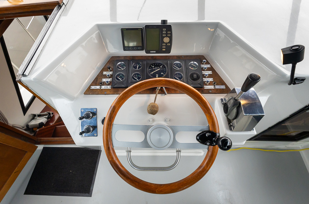 De Driesprong Yachtcharters Interieur Motorjacht Kuinder 30