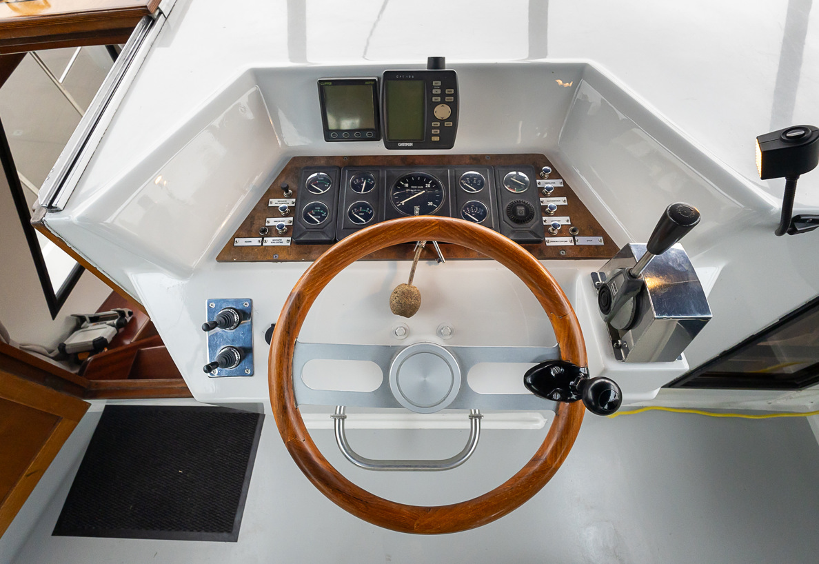 De Driesprong Yachtcharters Interieur Motorjacht Kuinder 30