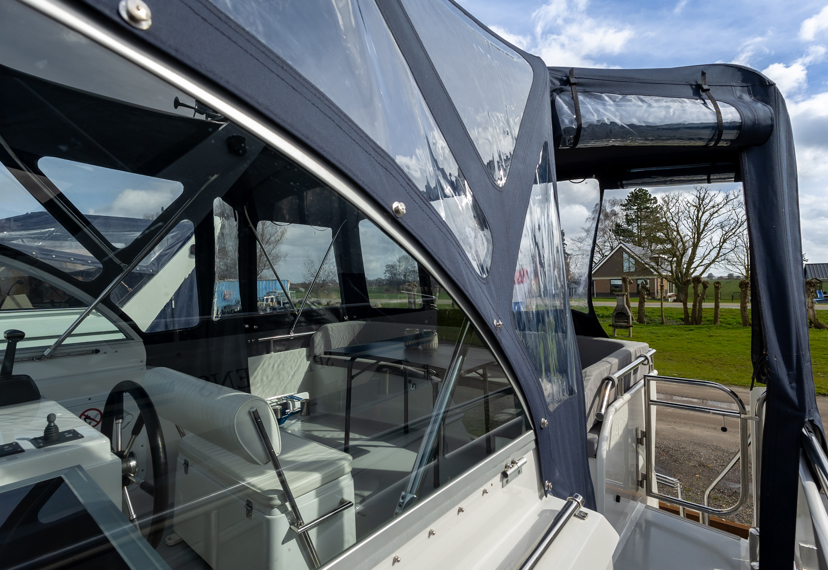 De Driesprong Yachtcharters Zithoek Motorjacht Comtesse 5