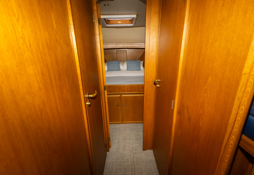 De Driesprong Yachtcharters Interieur Motorjacht Comtesse 19