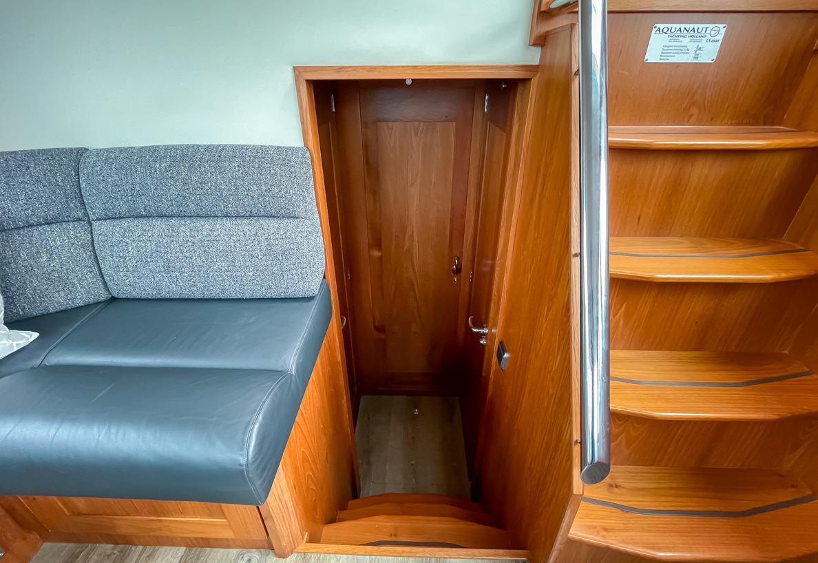 De Driesprong Yachtcharters Interieur Poseidon 5