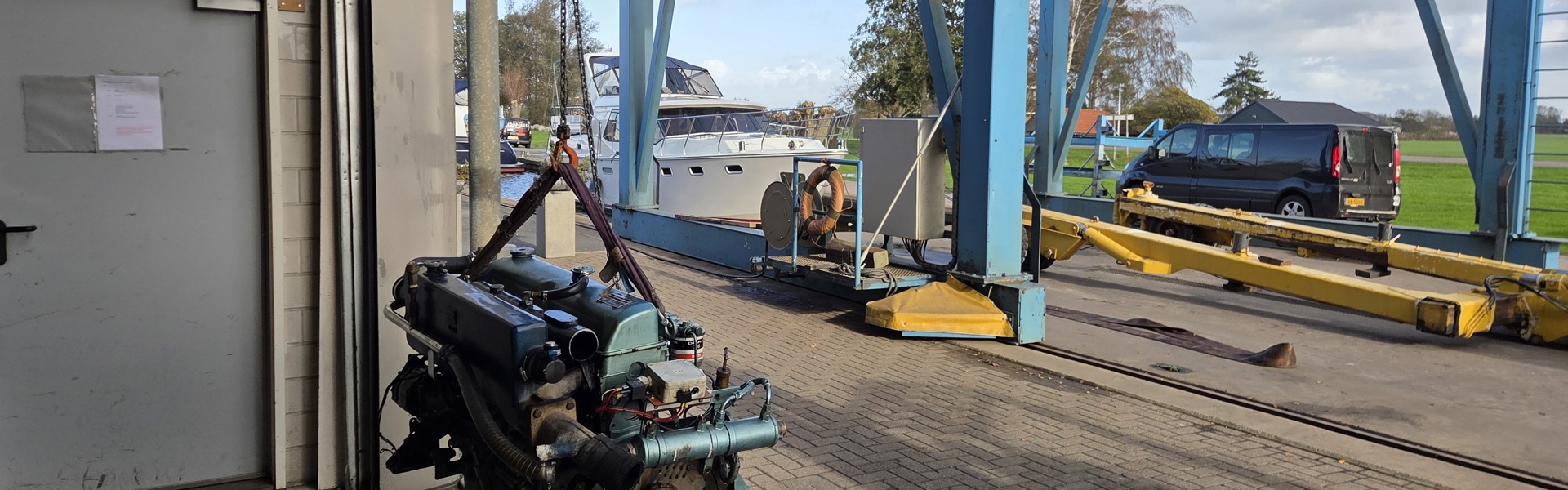 De Driesprong Yachtcharters Winteronderhoud Andreas Demontage Oude Motor 10