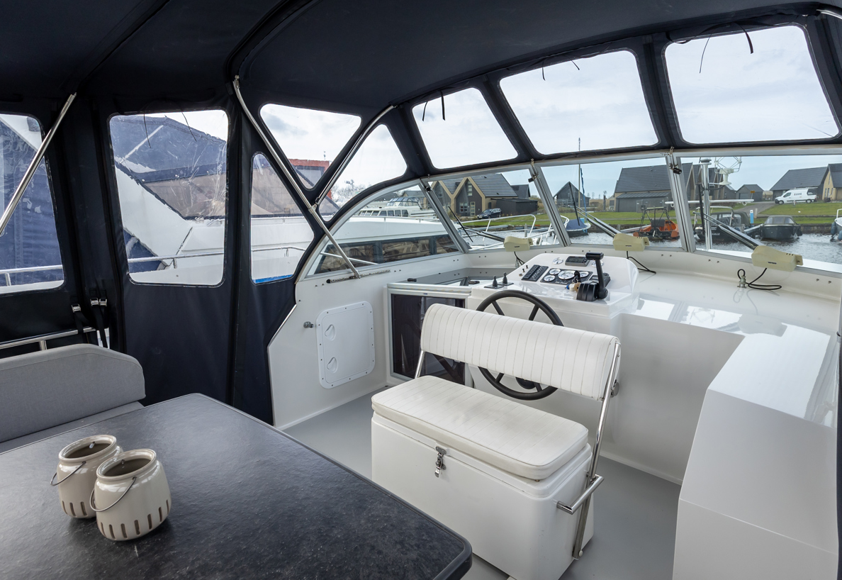 De Driesprong Yachtcharters Zithoek Motorjacht Comtesse 7