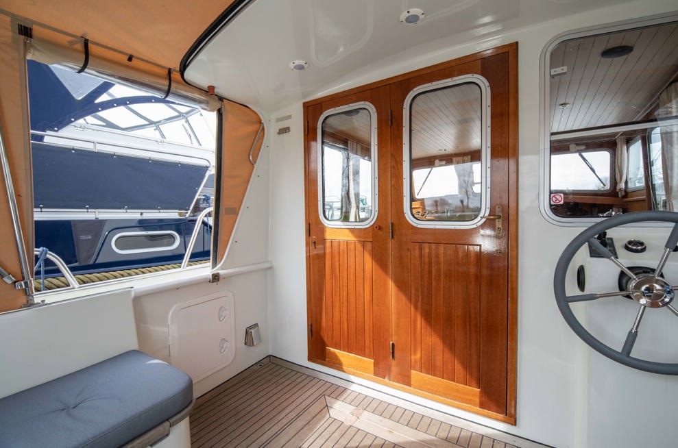 De Driesprong Yachtcharters Interieur Motorjacht Freule 24