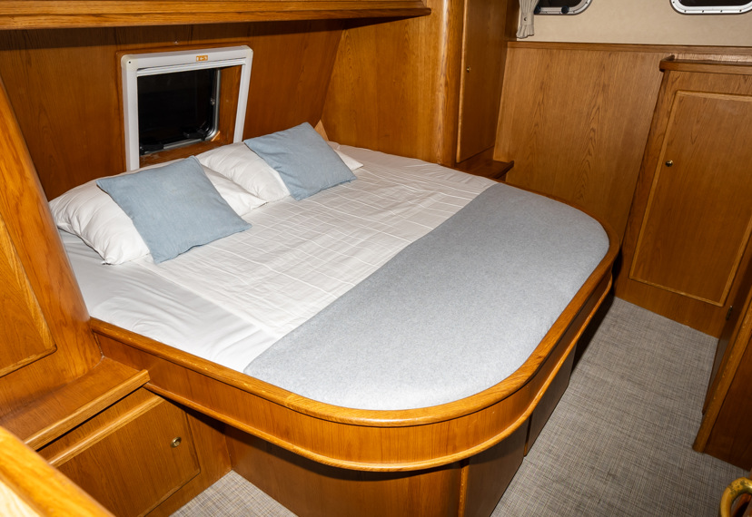 De Driesprong Yachtcharters Interieur Motorjacht Comtesse 7