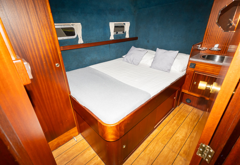 De Driesprong Yachtcharters Interieur Motorjacht Atherina 22