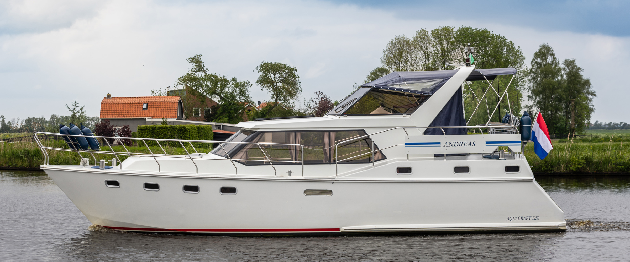 Motorkruiser Andreas, 6-persoons Aquacraft 1250 te huur