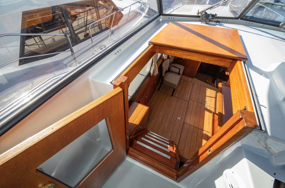 De Driesprong Yachtcharters Interieur Motorjacht Remora 31