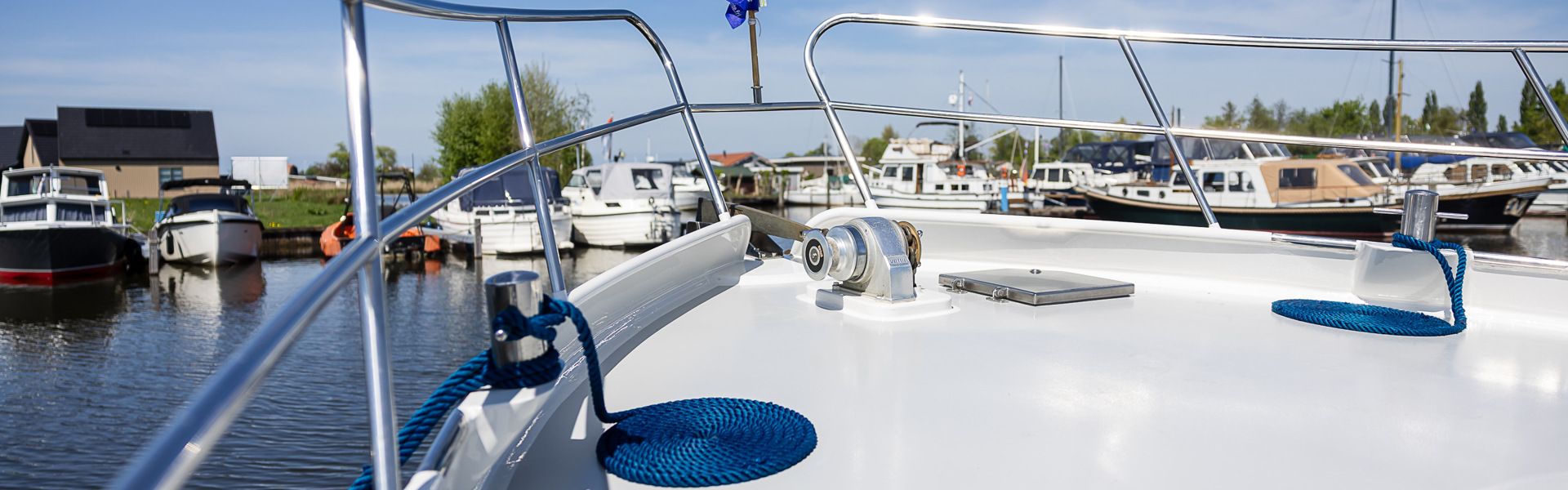 De Driesprong Yachtcharters Exterieur Motorjacht La Diege 10