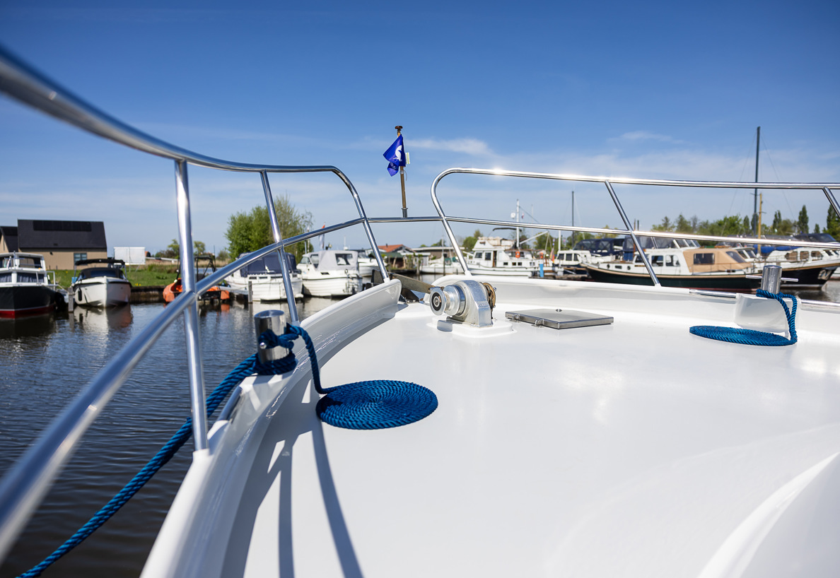 De Driesprong Yachtcharters Exterieur Motorjacht La Diege 10