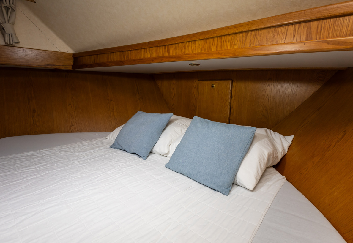 De Driesprong Yachtcharters Interieur Motorjacht Comtesse 21