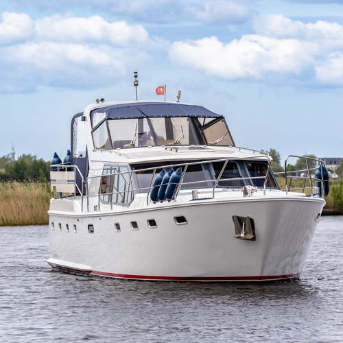 De Driesprong Yachtcharters Exterieur Motorjacht Hendrik Wouter 40