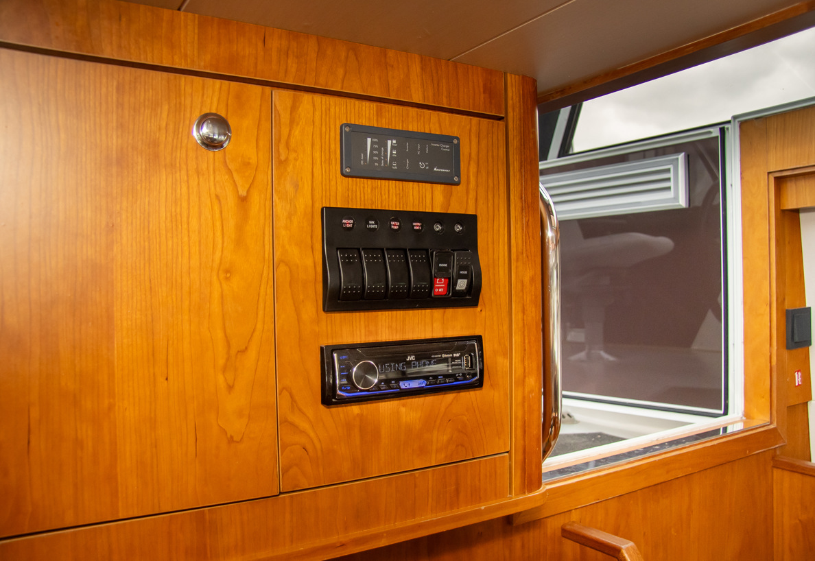 De Driesprong Yachtcharters Interieur Motorjacht Copain 27