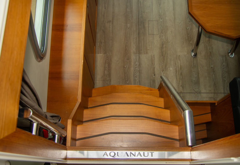 De Driesprong Yachtcharters Interieur Poseidon 26