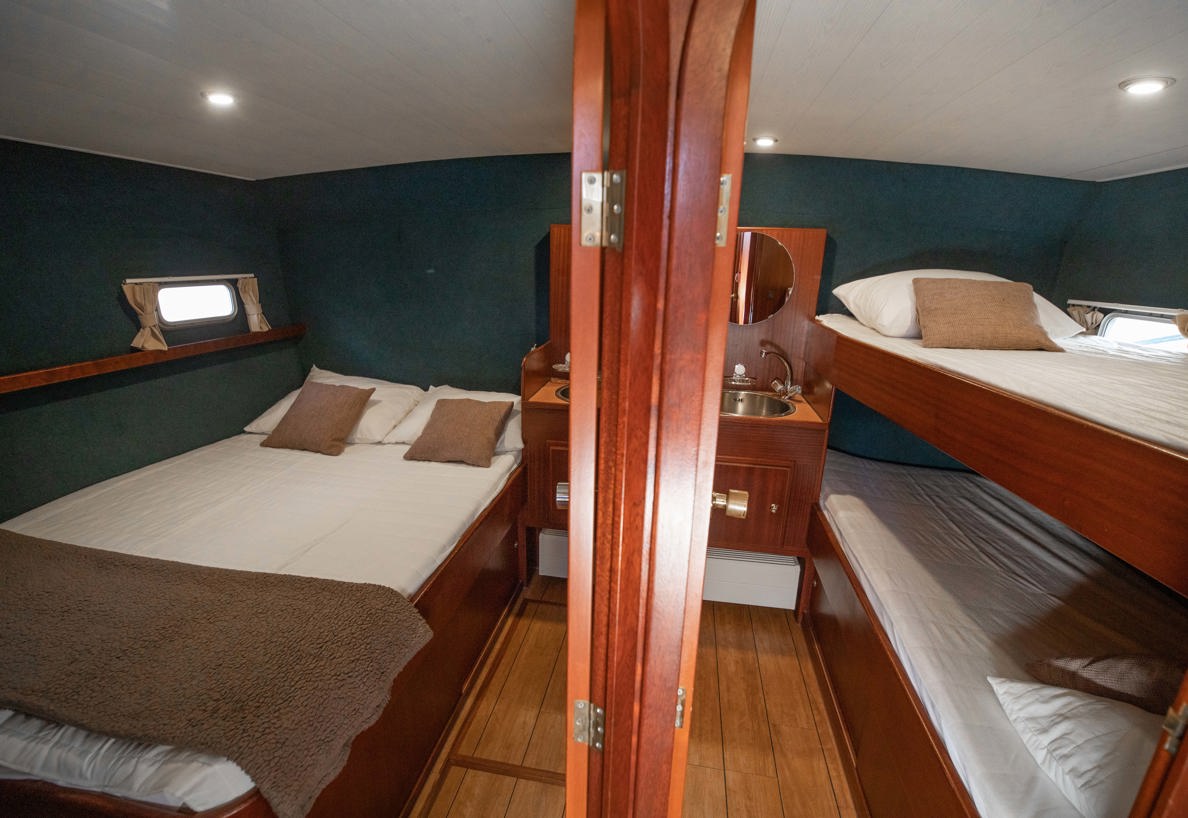 De Driesprong Yachtcharters Interieur Motorjacht Remora 13