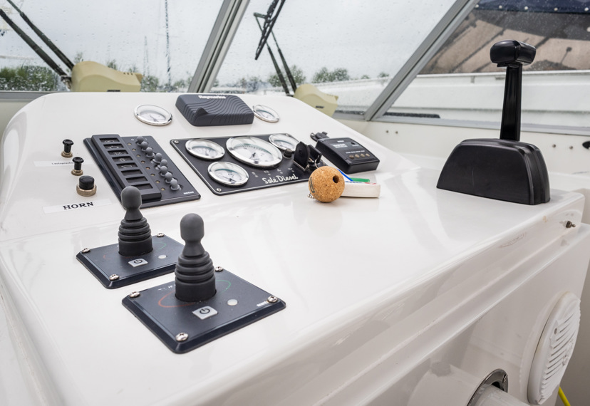 De Driesprong Yachtcharters Exterieur Motorjacht Comtesse 6
