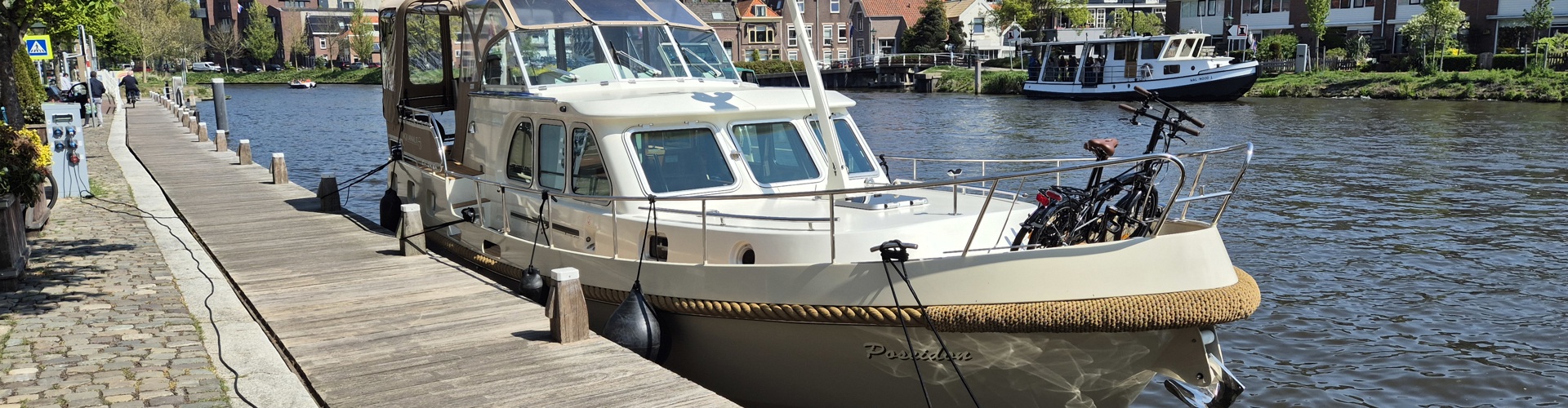 De Driesprong Yachtcharters Varende Pensionado's Op De Poseidon In Alkmaar