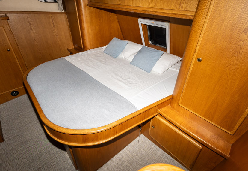 De Driesprong Yachtcharters Interieur Motorjacht Comtesse 6